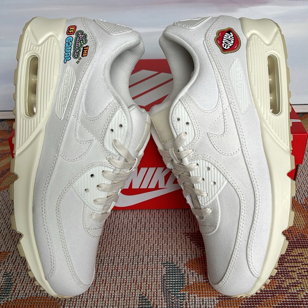 Nike Men’s Air Max 90 SE
Sail/Cashmere/Team Gold/
Sneakers
Style FD0867-133 - Picture 13 of 16